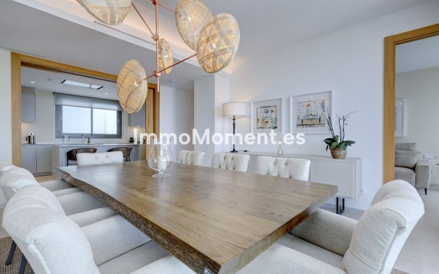 Resale - Apartment - Benahavís - La Quinta