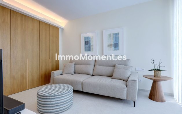 Resale - Apartment - Benahavís - La Quinta