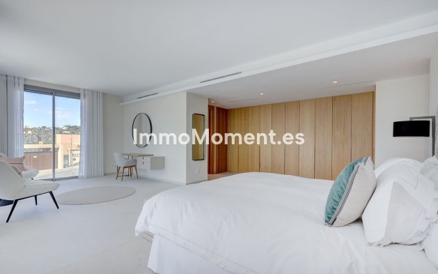 Resale - Apartment - Benahavís - La Quinta