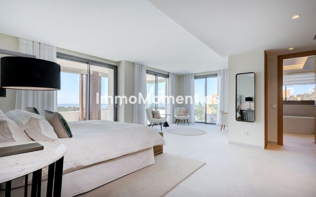Resale - Apartment - Benahavís - La Quinta