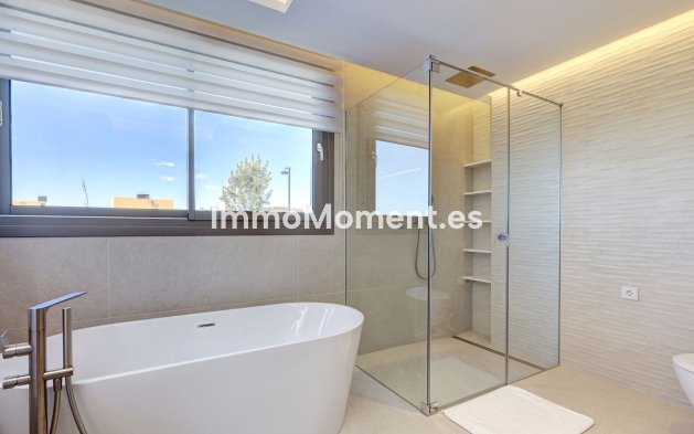 Resale - Apartment - Benahavís - La Quinta