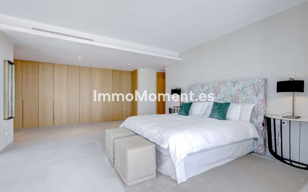 Resale - Apartment - Benahavís - La Quinta
