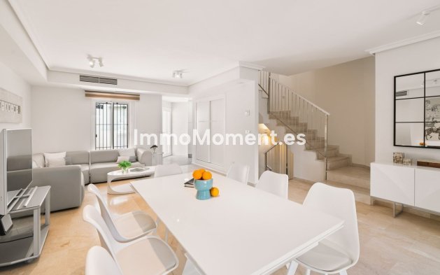 Resale - Townhouse - Marbella - Costabella