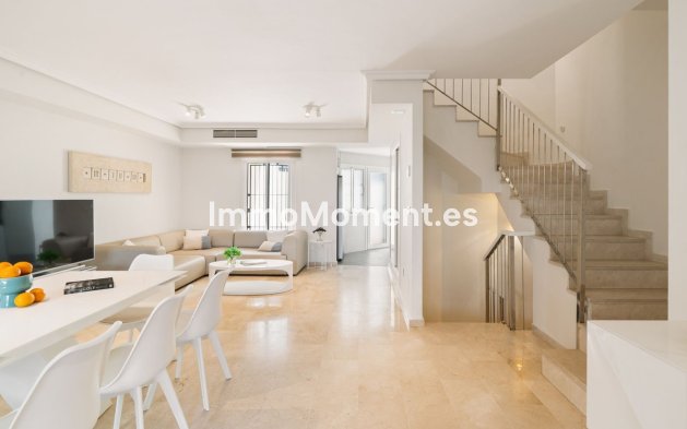 Resale - Townhouse - Marbella - Costabella