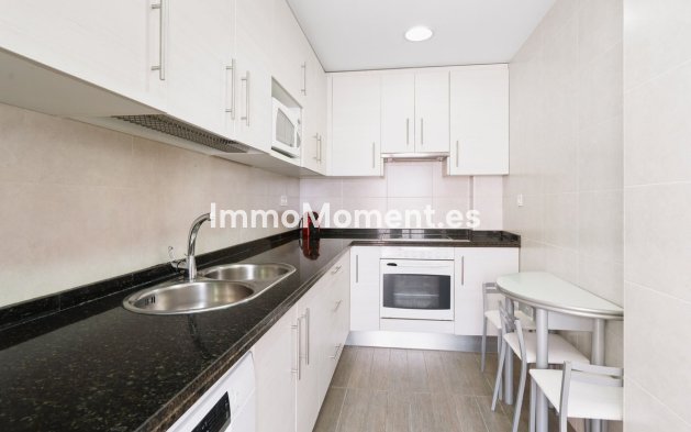 Resale - Townhouse - Marbella - Costabella