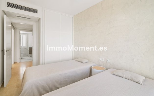 Resale - Townhouse - Marbella - Costabella