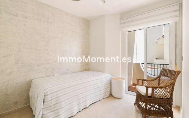 Resale - Townhouse - Marbella - Costabella