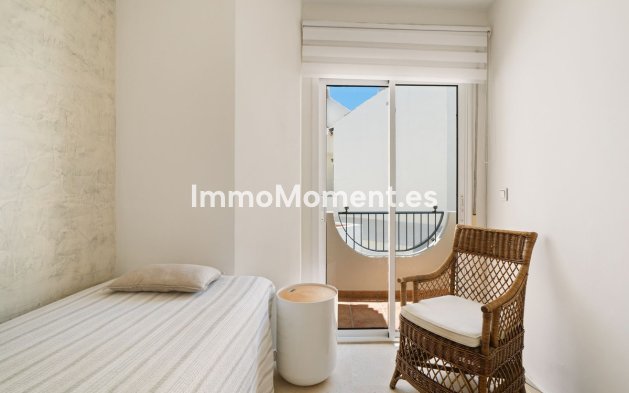 Resale - Townhouse - Marbella - Costabella