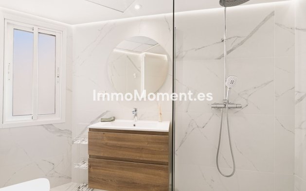 Resale - Townhouse - Marbella - Costabella