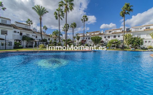 Revente - Maison mitoyenne - Estepona  - Atalaya