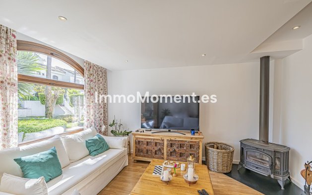 Revente - Maison mitoyenne - Estepona  - Atalaya