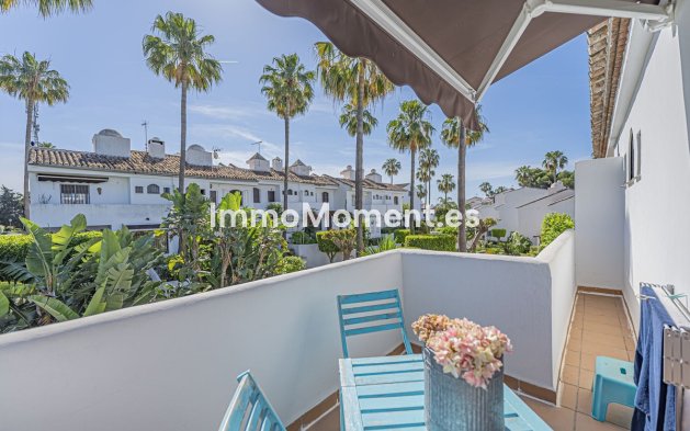 Revente - Maison mitoyenne - Estepona  - Atalaya