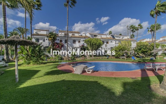 Revente - Maison mitoyenne - Estepona  - Atalaya