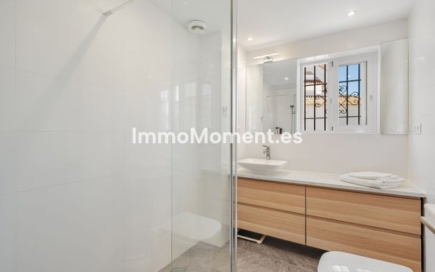 Wiederverkauf - Wohnung - Marbella - Nueva Andalucía