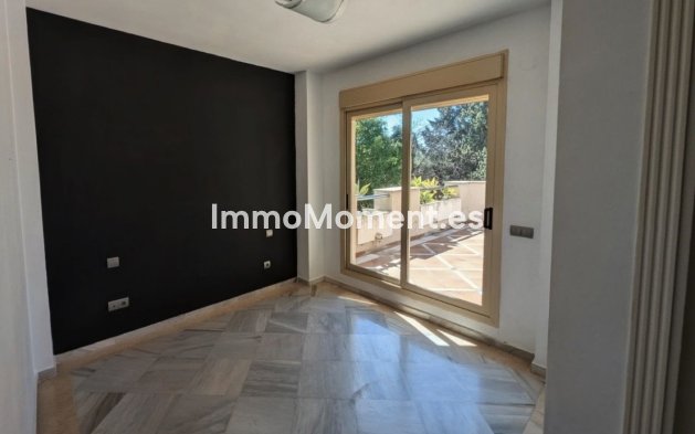 Resale - Apartment - Marbella - Aloha