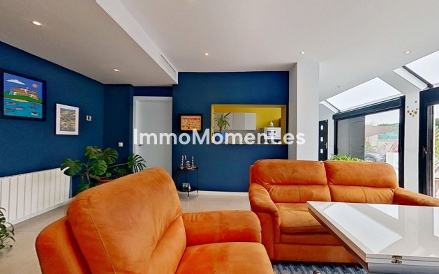 Bestaande woning - Vrijstaande villa - Binnenland  - Alhaurín de la Torre