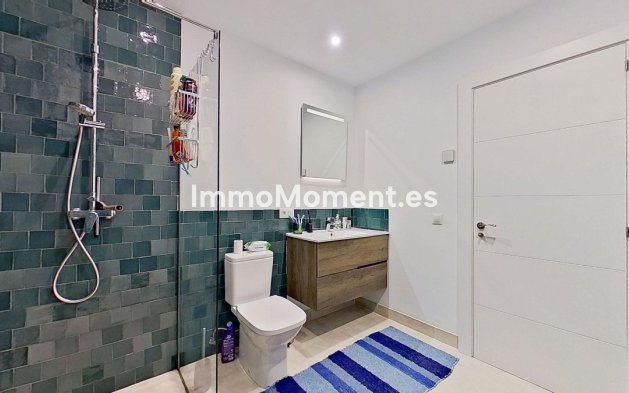 Bestaande woning - Vrijstaande villa - Binnenland  - Alhaurín de la Torre