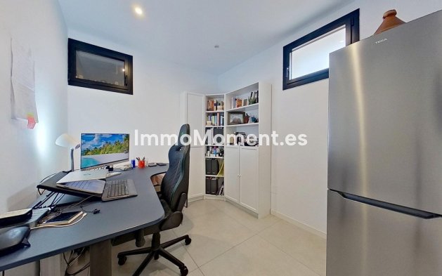 Bestaande woning - Vrijstaande villa - Binnenland  - Alhaurín de la Torre