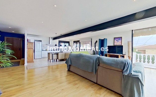 Bestaande woning - Vrijstaande villa - Binnenland  - Alhaurín de la Torre
