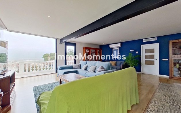 Bestaande woning - Vrijstaande villa - Binnenland  - Alhaurín de la Torre