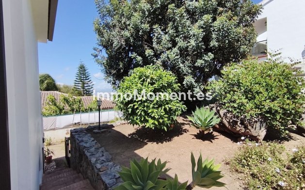 Bestaande woning - Vrijstaande villa - Binnenland  - Alhaurín de la Torre