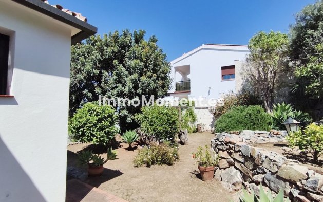 Bestaande woning - Vrijstaande villa - Binnenland  - Alhaurín de la Torre