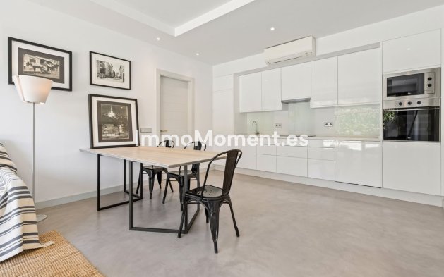 Resale - Detached villa - Benahavís - El Madroñal