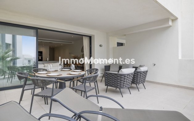 Resale - Apartment - Estepona - Estepona Centro