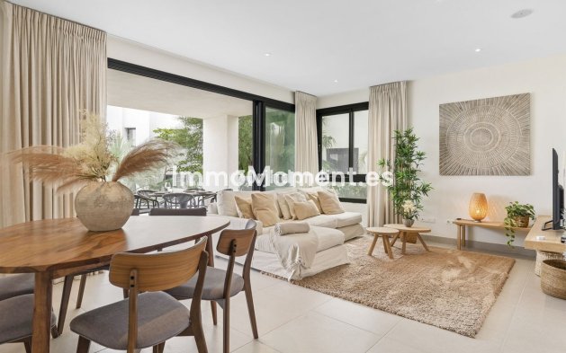 Resale - Apartment - Estepona - Estepona Centro