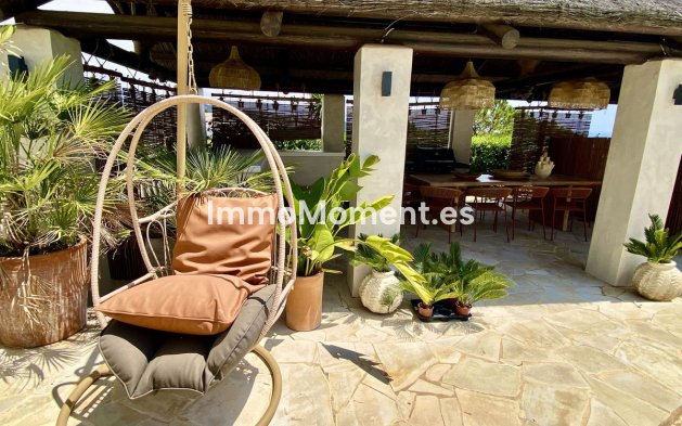Resale - Detached villa - Estepona - El Padron