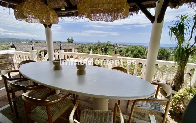 Resale - Detached villa - Estepona - El Padron