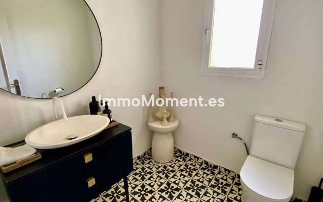 Resale - Detached villa - Estepona - El Padron