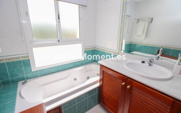 Resale - Apartment - Mijas - El Chaparral