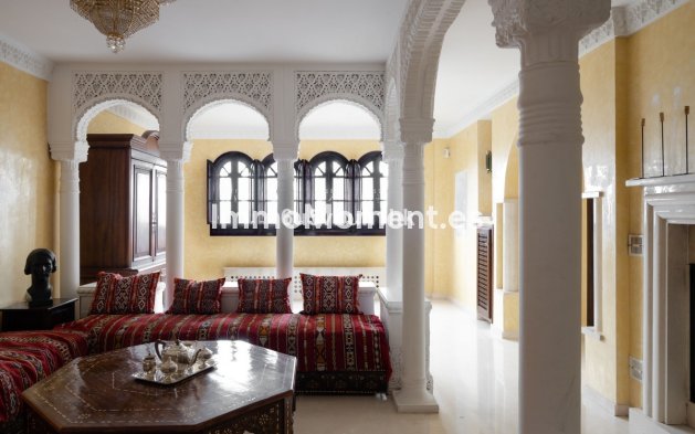 Resale - Detached villa - Inland  - Alhaurín el Grande Centro