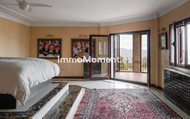 Resale - Detached villa - Inland  - Alhaurín el Grande Centro