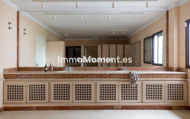 Resale - Detached villa - Inland  - Alhaurín el Grande Centro