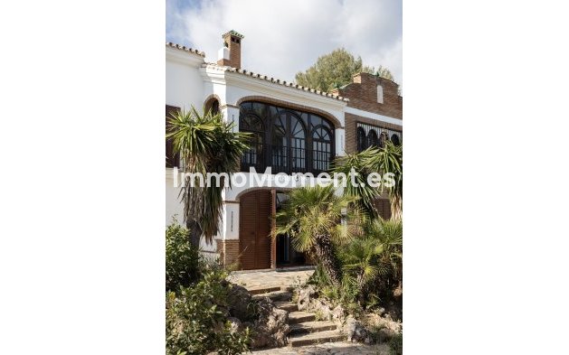 Resale - Detached villa - Inland  - Alhaurín el Grande Centro