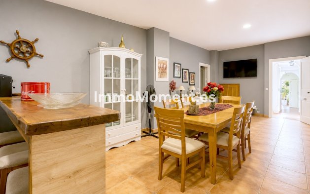 Resale - Country house - Estepona - Estepona Centro