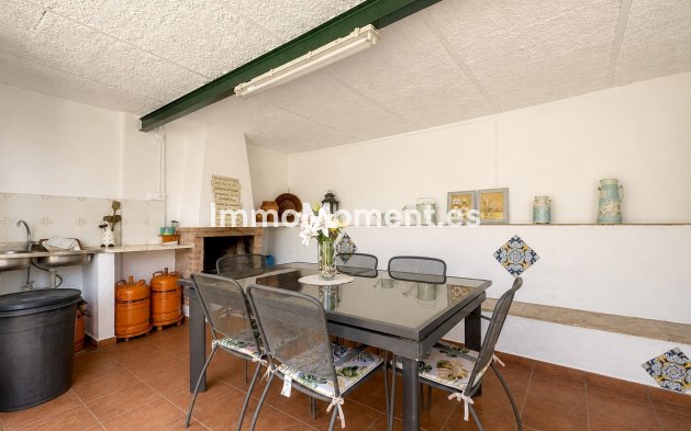 Resale - Country house - Estepona - Estepona Centro