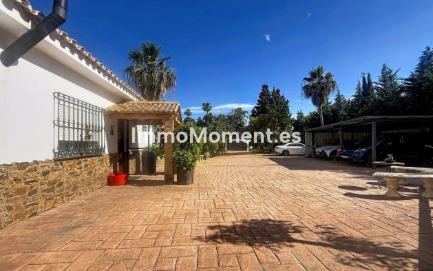Resale - Country house - Estepona - Estepona Centro