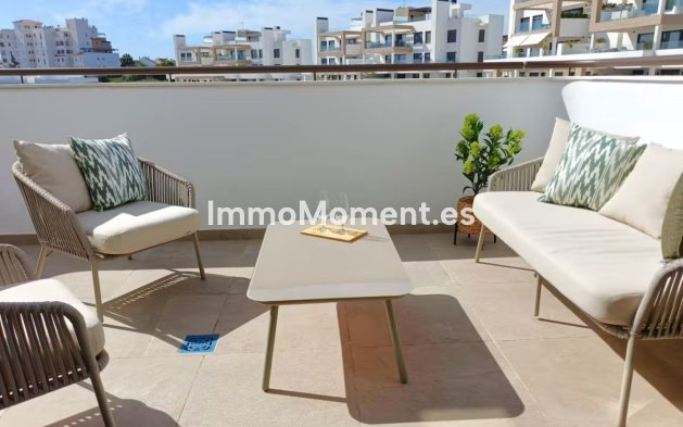 Resale - Apartment - Estepona - Estepona Centro