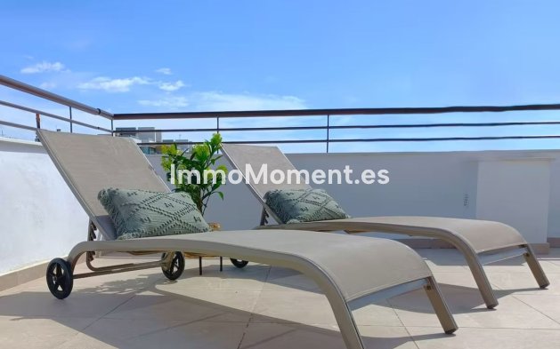 Resale - Apartment - Estepona - Estepona Centro