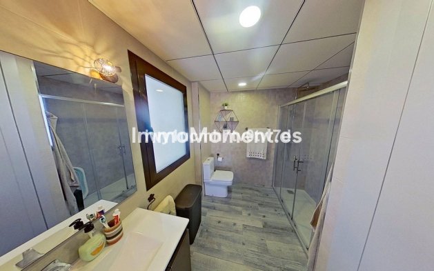 Bestaande woning - Vrijstaande villa - Binnenland  - Alhaurín de la Torre