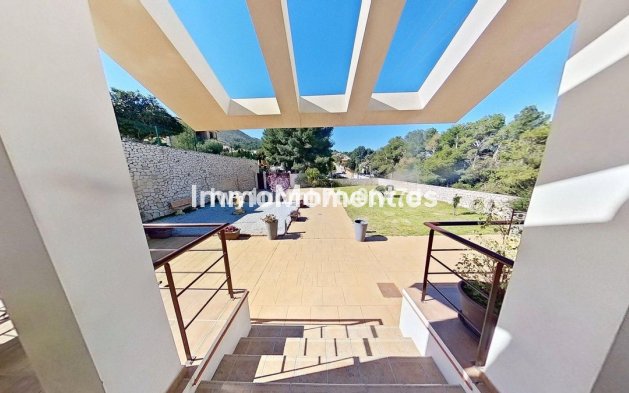 Bestaande woning - Vrijstaande villa - Binnenland  - Alhaurín de la Torre