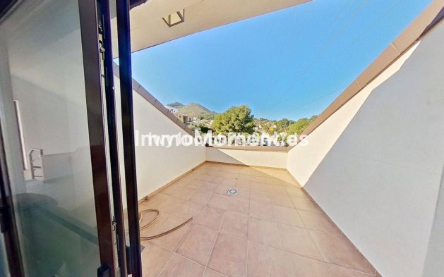 Bestaande woning - Vrijstaande villa - Binnenland  - Alhaurín de la Torre