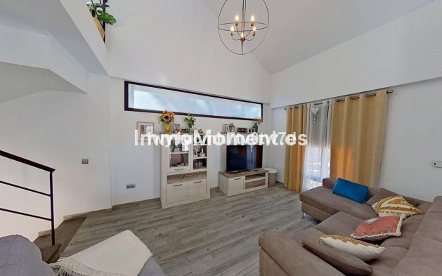 Bestaande woning - Vrijstaande villa - Binnenland  - Alhaurín de la Torre