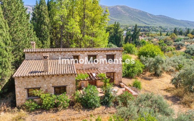Resale - Detached villa - Inland  - Alhaurín el Grande Centro