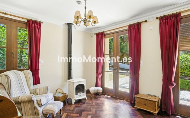 Resale - Detached villa - Inland  - Alhaurín el Grande Centro