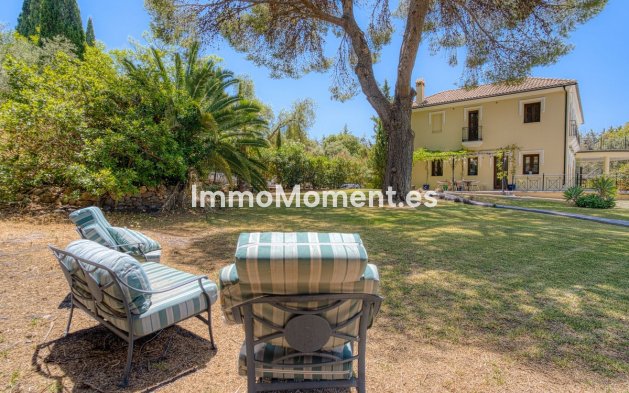 Resale - Detached villa - Inland  - Alhaurín el Grande Centro