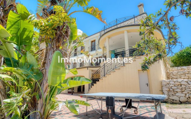 Resale - Detached villa - Inland  - Alhaurín el Grande Centro